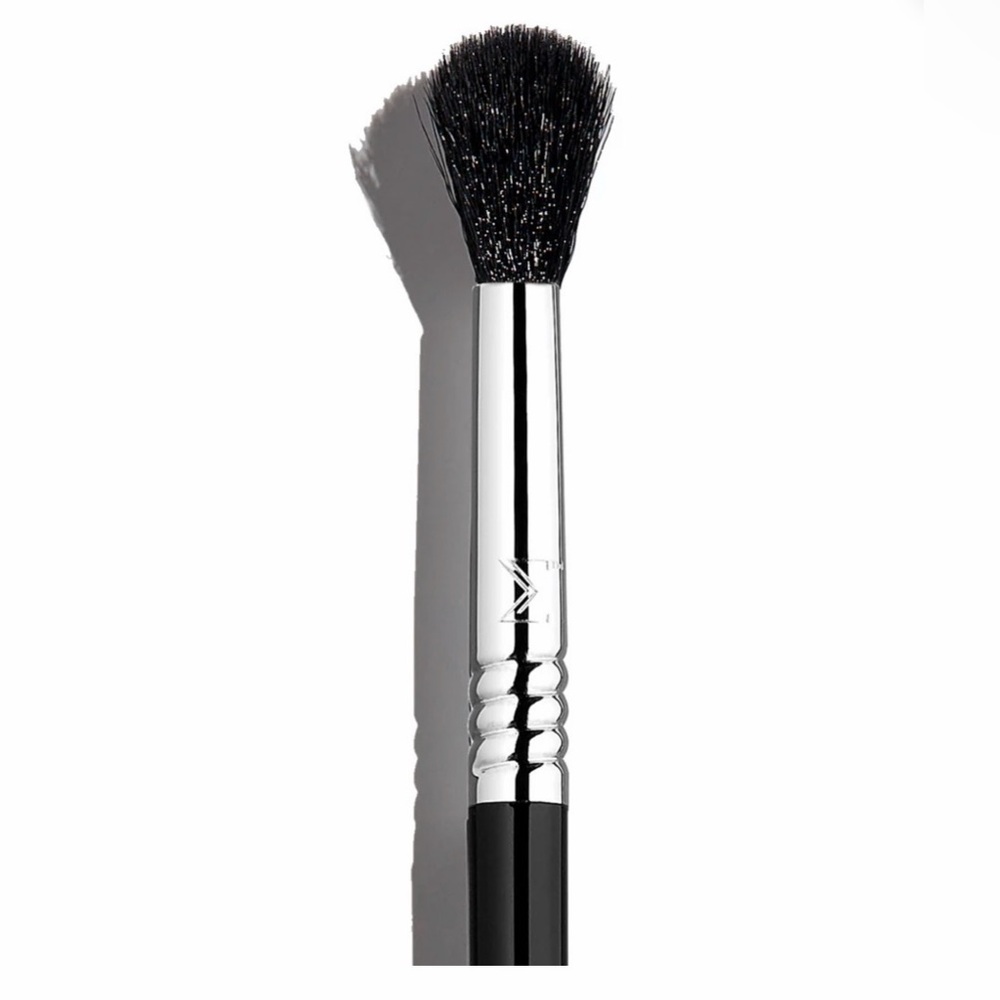 Sigma Beauty E40 - Tapered Blending Brush